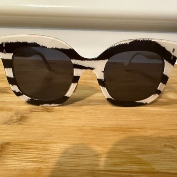 Isabel Marant 52mm Gradient Cat Eye Sunglasses -  IVORY PATTERN/ GREY - NWOT - Picture 5 of 16